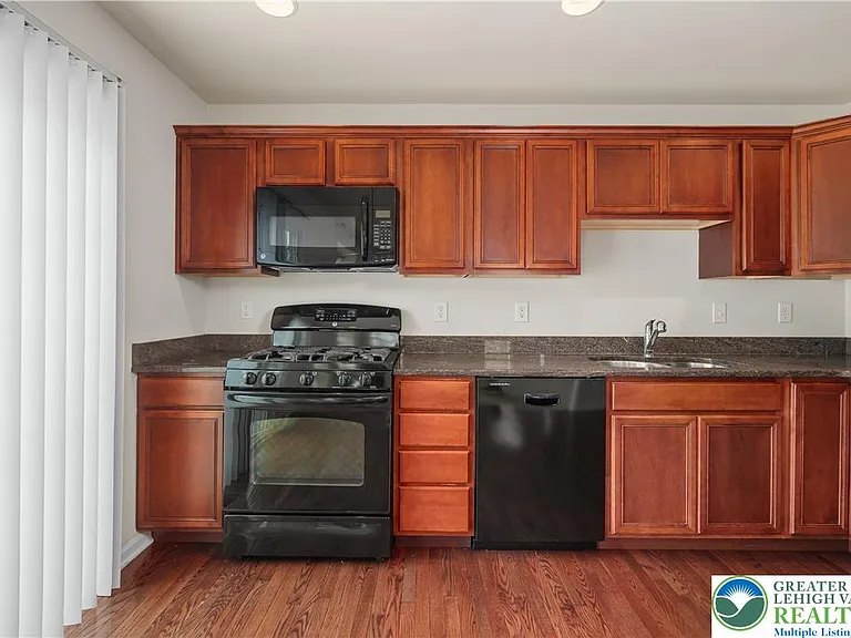 4165 Bunker Hill Dr N — Photo 11