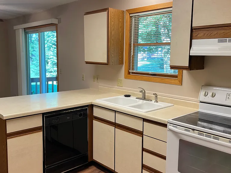 387 Golf Dr — Photo 7