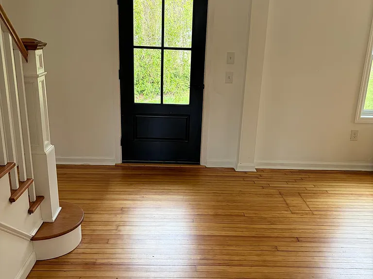 226 Gillette Ave — Photo 5