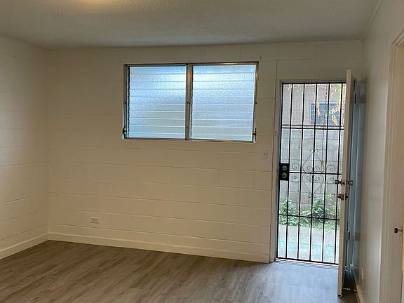 3rd image of 3121 Herbert St APT 104