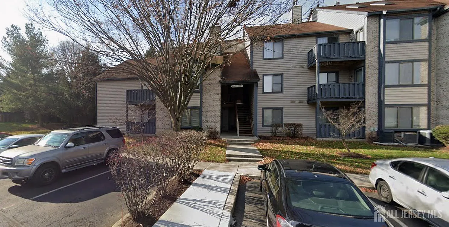 2 bed, 3.0 bath, 1340 sqft, $2,800 — Photo 1