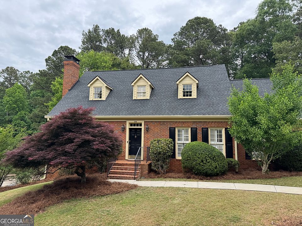 1st image of 134 Bent Tree Dr