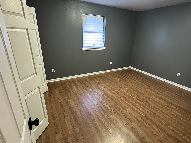 4019 Jupiter Dr — Photo 13