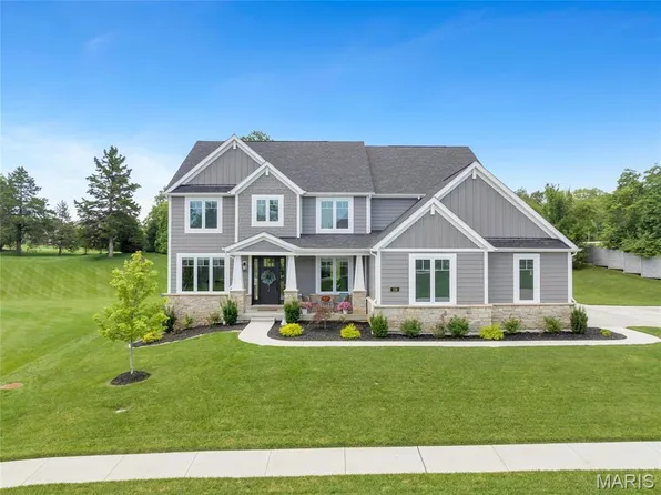 119 Westleigh Manor Dr, Wentzville, MO 63385