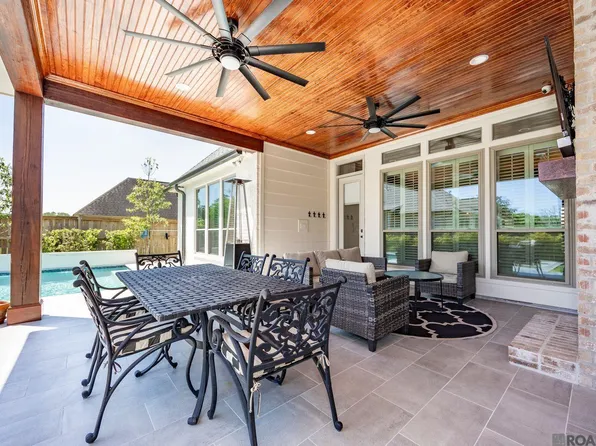 12380 Legacy Hills Dr, Geismar, LA 70734