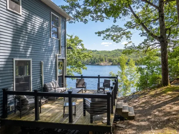 95 Rockview Road, Castleton, VT 05735