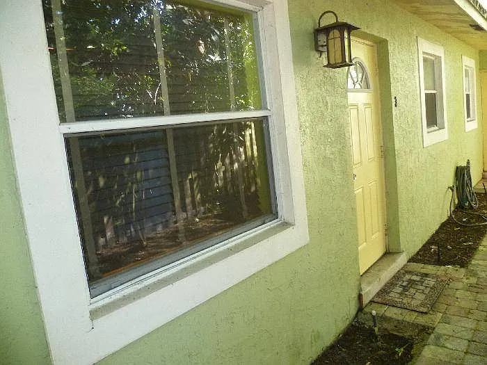 Front door (1)