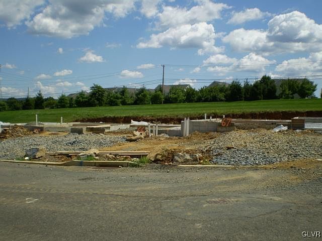 2nd image of 5296 E Spring Ridge Dr