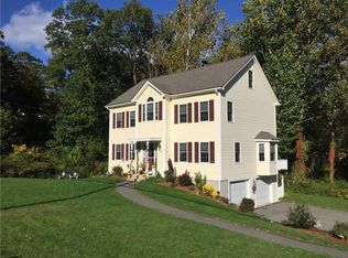 1009 Great Rd, Lincoln, RI 02865