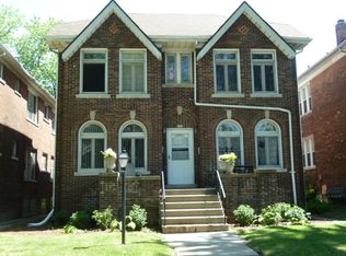 1080 Beaconsfield Ave, Grosse Pointe Park, MI 48230