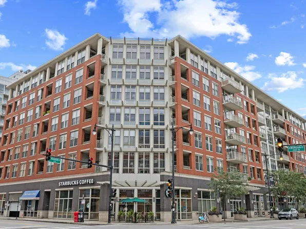1001 W Madison St APT 413, Chicago, IL 60607