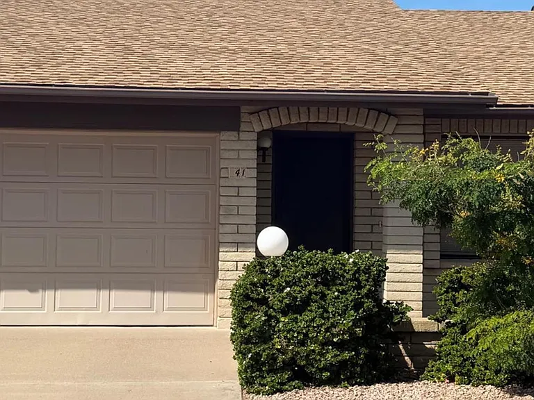 520 S Greenfield Rd #41 — Photo 1