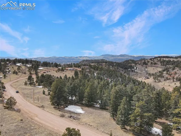 427 Stratton Cir, Cripple Creek, CO 80813