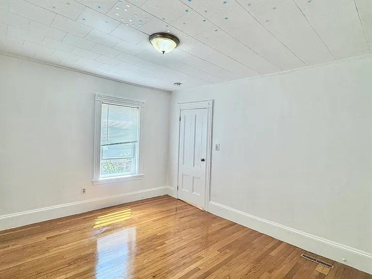 68 Farrington St #1 — Photo 10