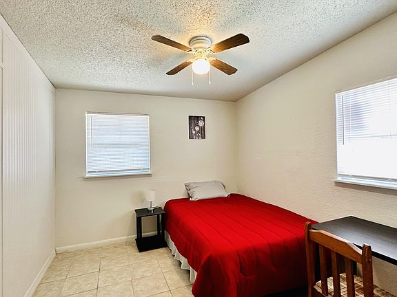4th image of 3151 Penton St #14926241