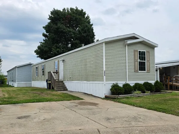 2049 Meyer St, Greenwood, IN 46143