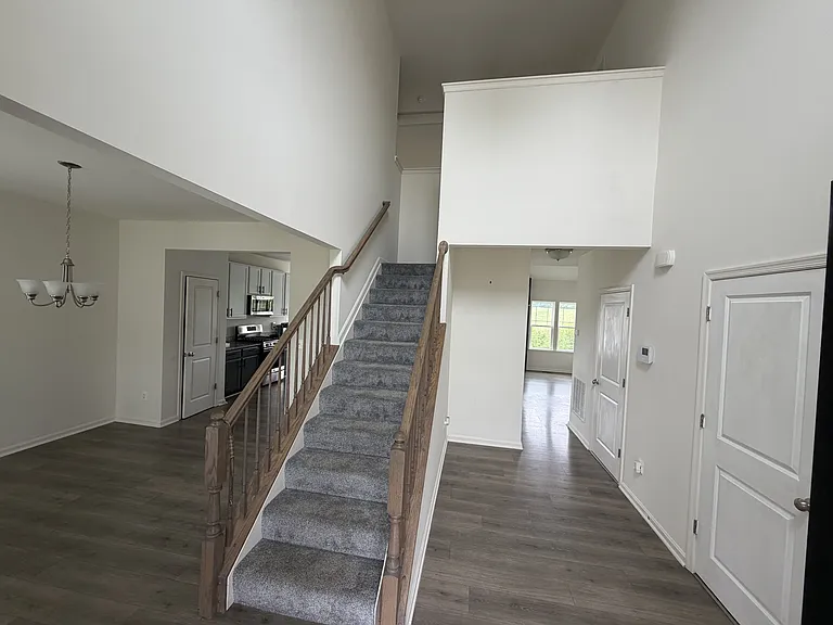 287 Paradise View Dr — Photo 3