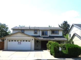 3925 Parque Verde Ln, Reno, NV 89502