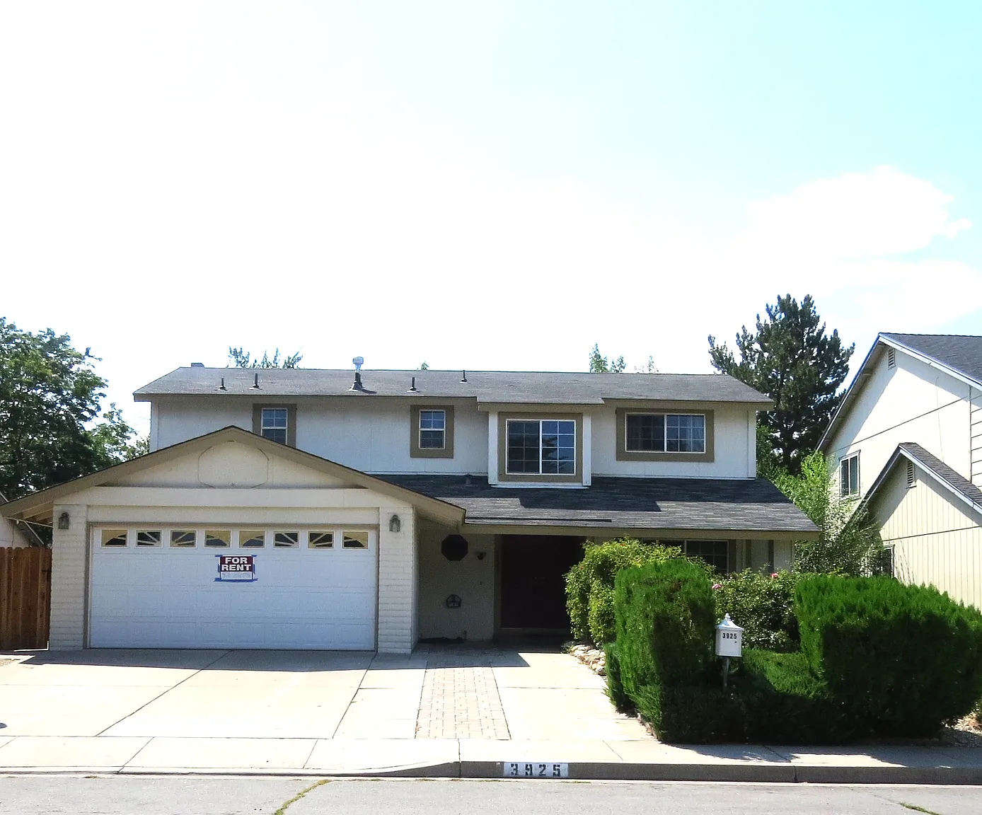 3925 Parque Verde Ln photo 1