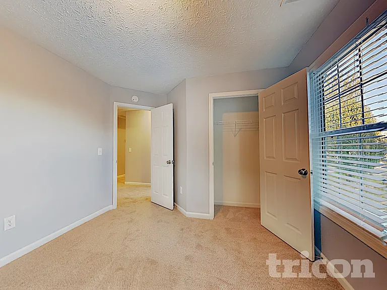3940 Michaels Creek Way — Photo 13