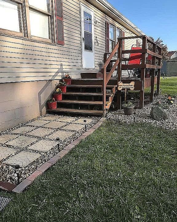 2nd image of 261 Francis Dr