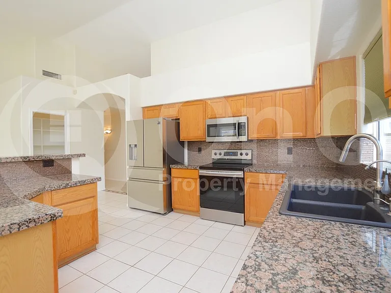 3161 W Genoa Way — Photo 3