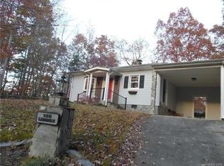 120 Lennox Rd, Landrum, SC 29356