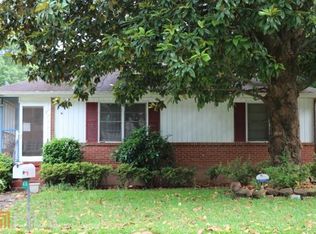 476 Oak Dr, Hapeville, GA 30354