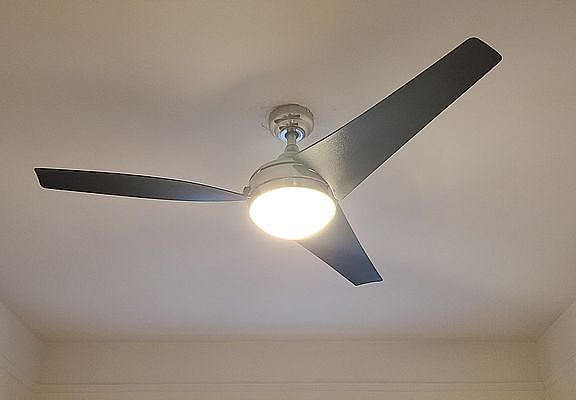 3rd image of 350 E 87th St APT A2