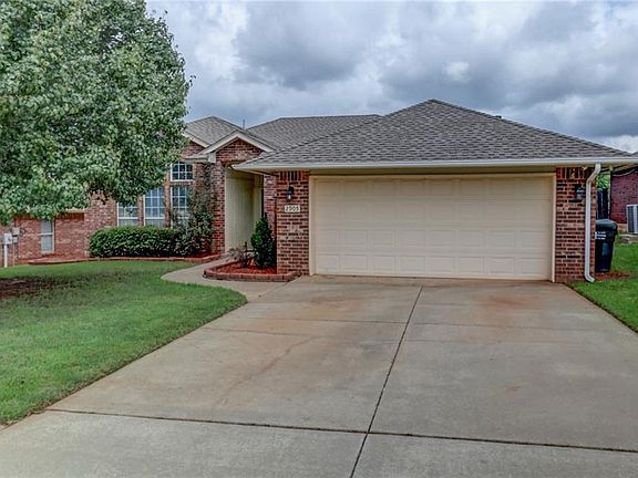 2nd image of 2905 Sandstone Dr