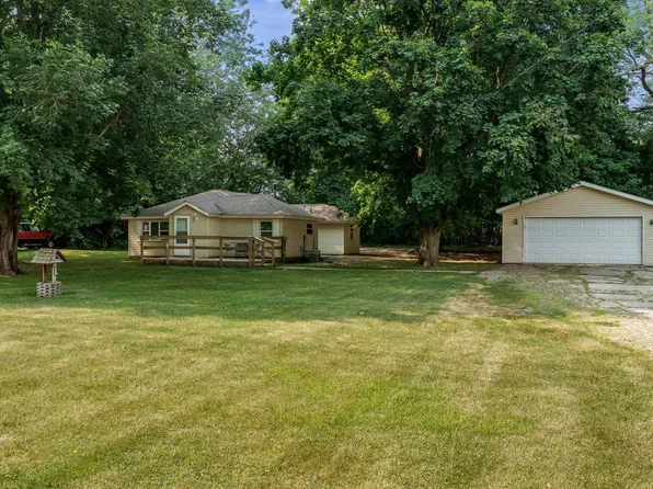 2010 New Milford School Rd, Rockford, IL 61109