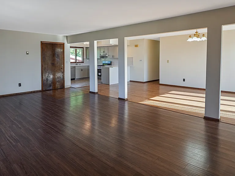 77 Highland Pl #2 — Photo 8