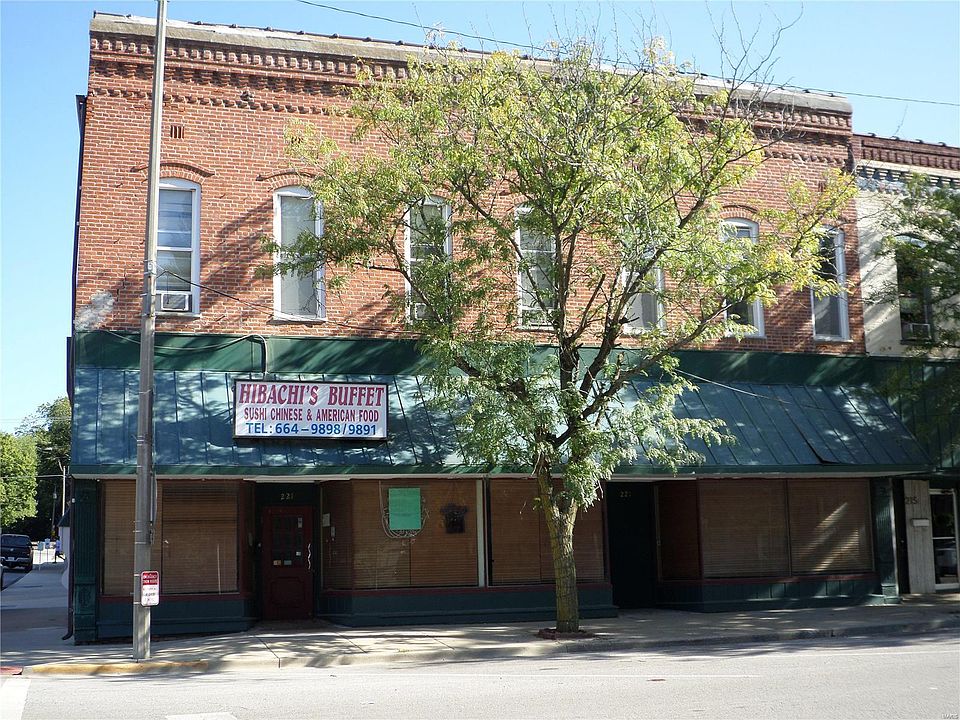 1st image of 221 W College Ave