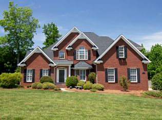 321 Killian Ct, Matthews, NC 28104