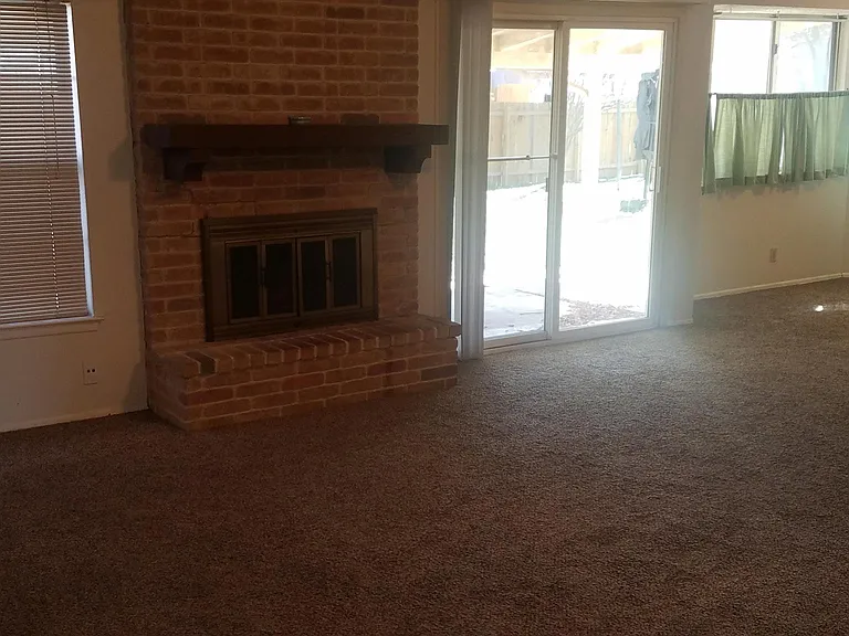 6854 Agua Calientes — Photo 3
