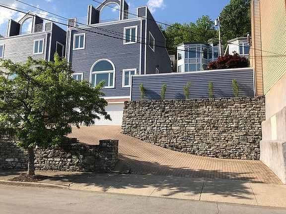 2nd image of 512 Klotter Ave #1