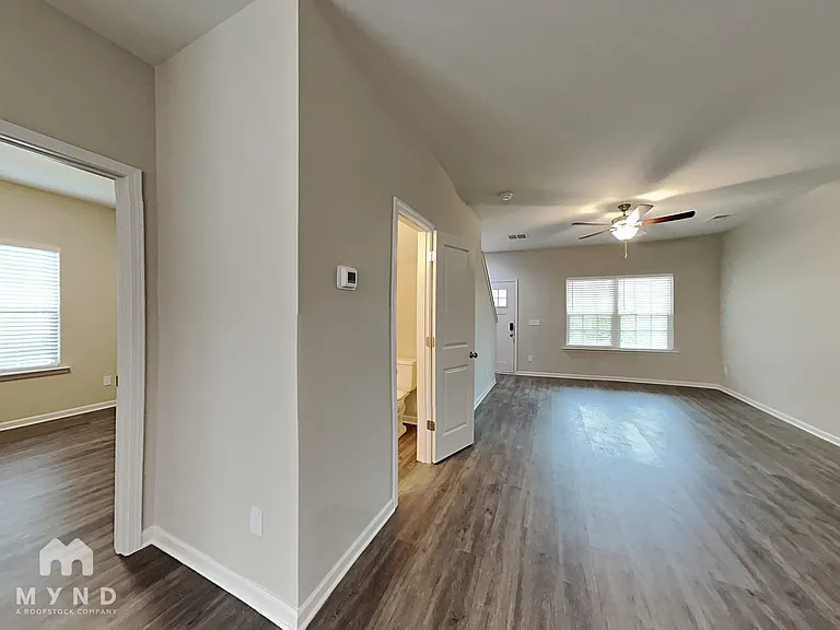 1513 Allenbrook Dr — Photo 4