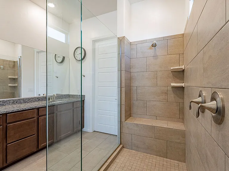 12442 N Appling Ave — Photo 35