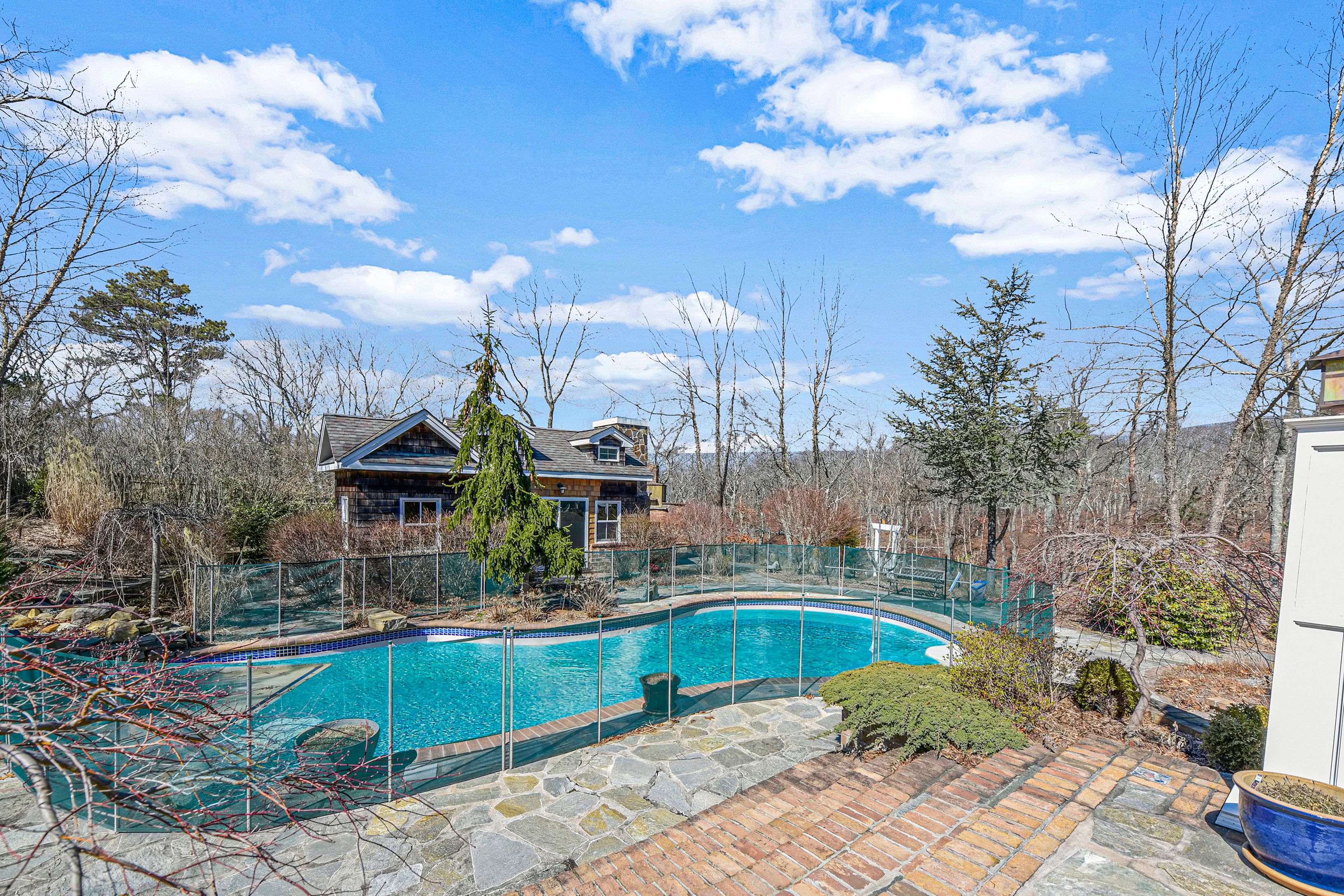 12 Red Creek Cir in Hampton Bays Out East