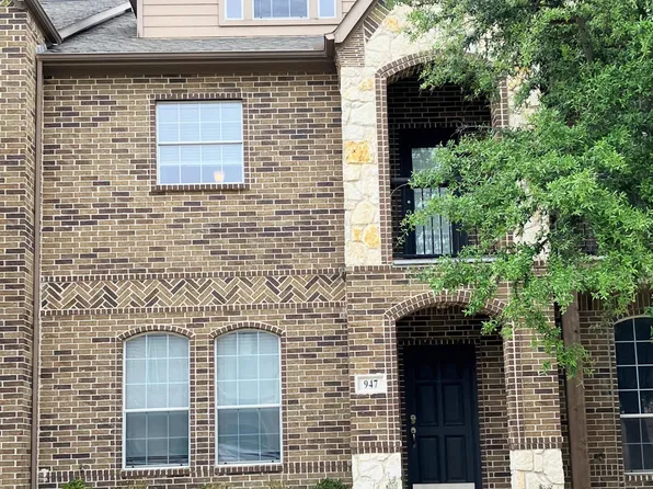 947 Shelby Ln, The Colony, TX 75056