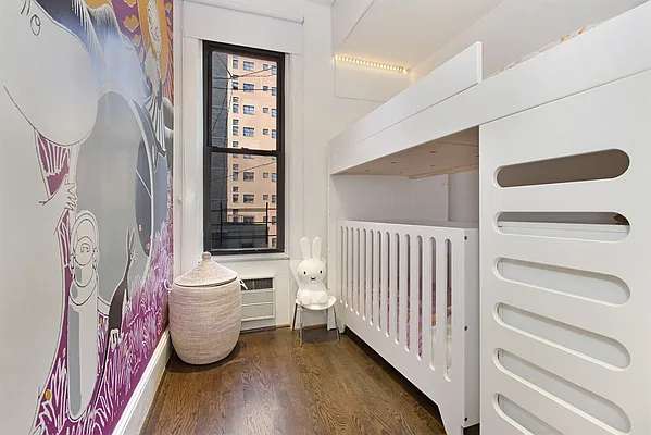 Sold by Corcoran | media 21