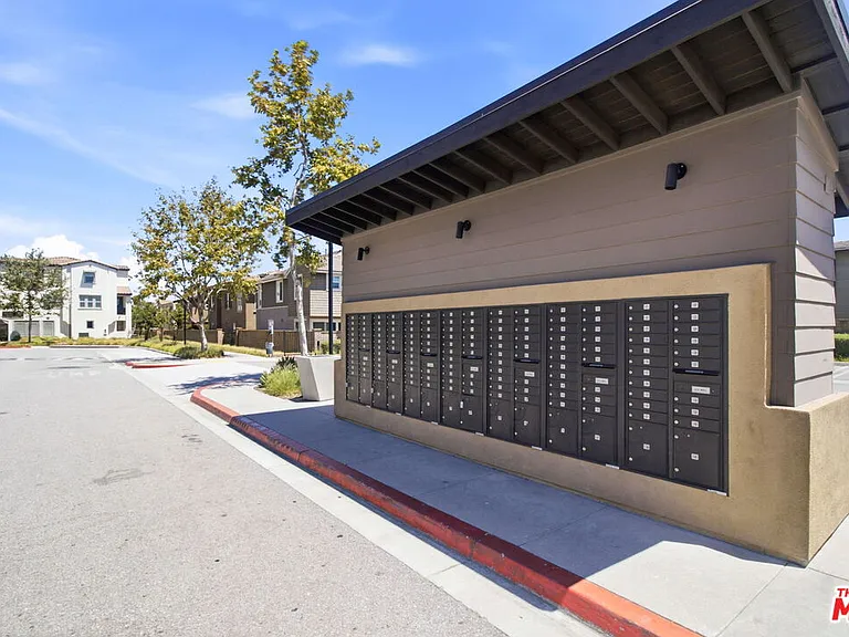 12228 Veranda Dr — Photo 32