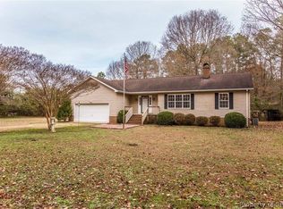 8689 Tanyard Landing Rd, Gloucester, VA 23061