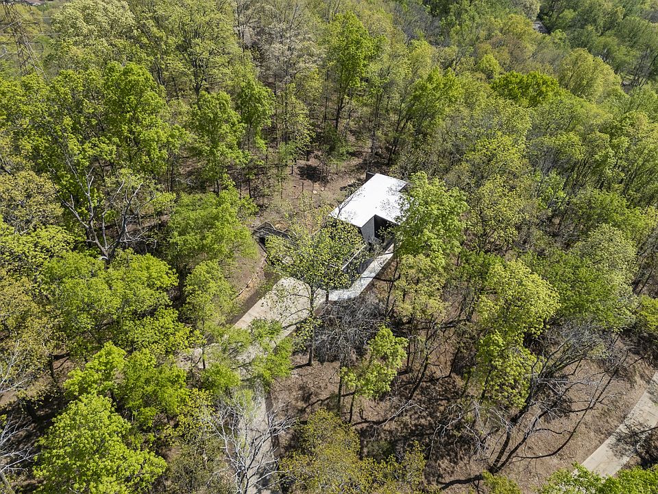 52nd image of 7711 Steeplechase Ct