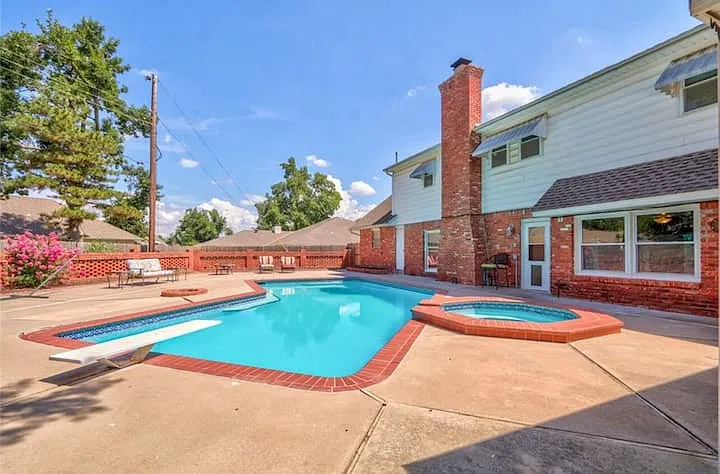 NW 30th Pl, Oklahoma City — Photo 1