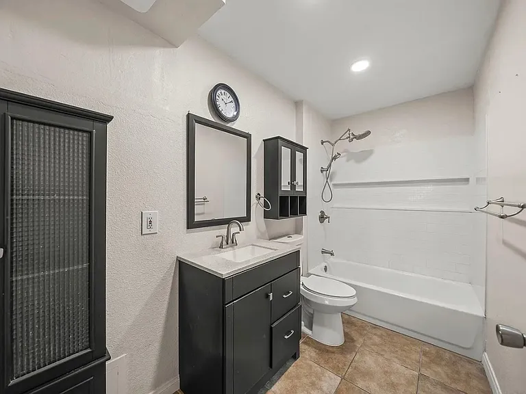 6131 Rancho Mission Rd #113 — Photo 8