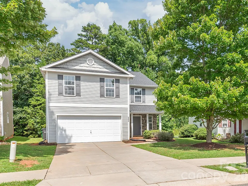 4506 Christenbury Hills Ln