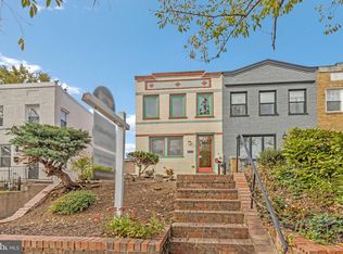 323 17th St SE, Washington, DC 20003