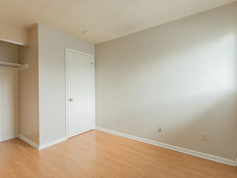 3220 Madison Ave — Photo 29