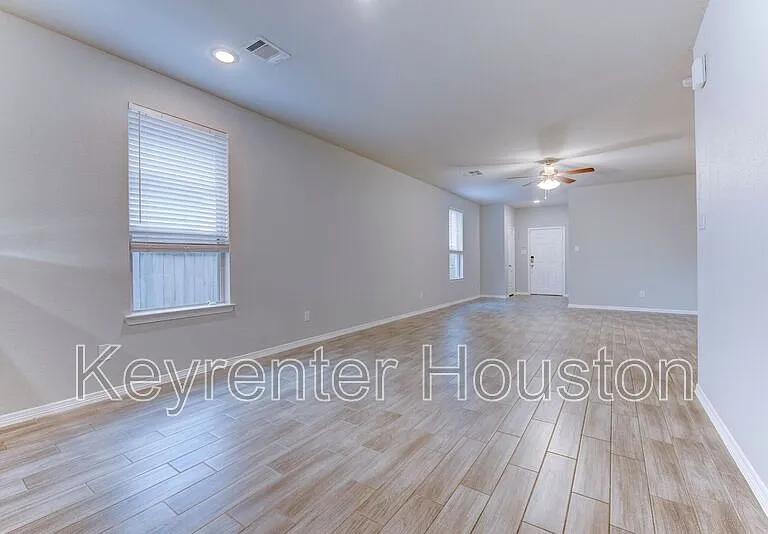 24803 Russet Bluff Trl — Photo 13